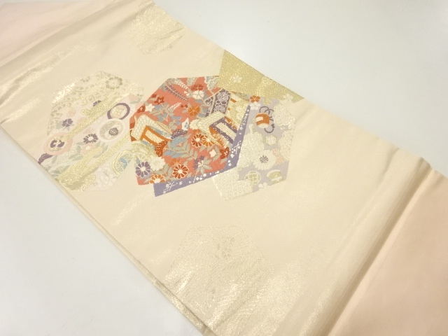 御所車に秋草模様織出し名古屋帯